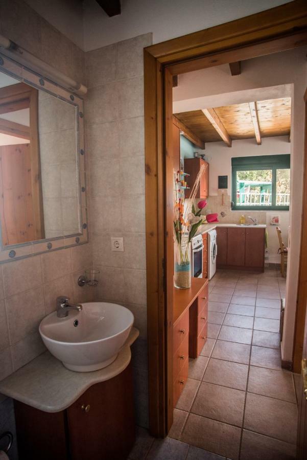 Villa Afou Afráta Eksteriør bilde